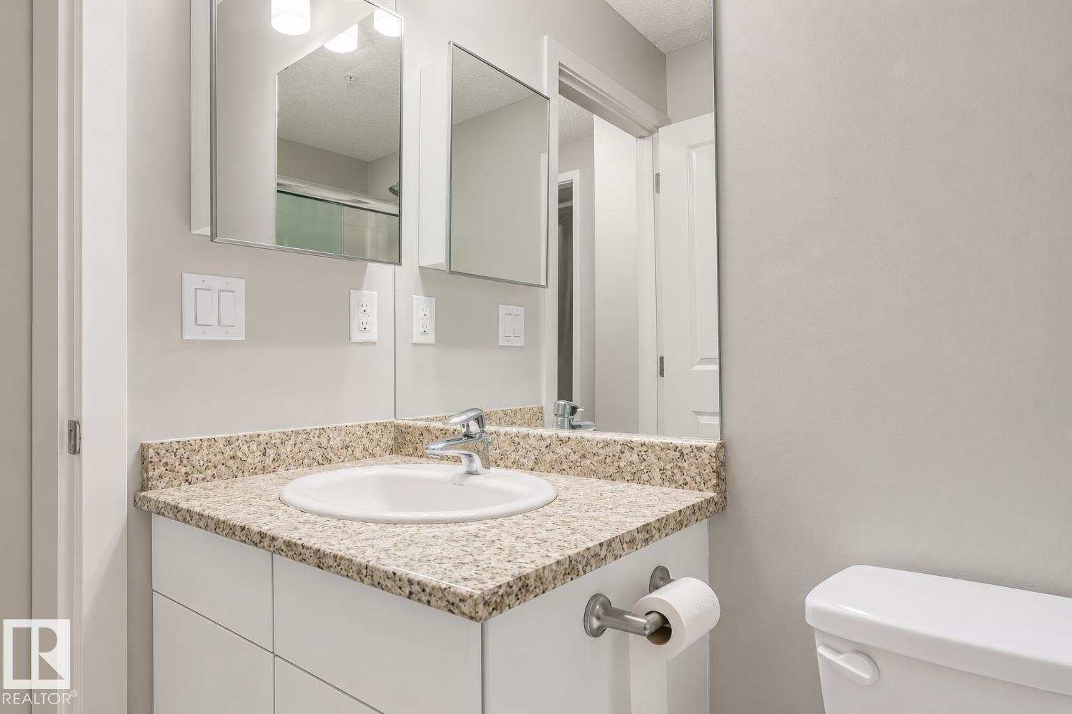 #127 5515 7 AV SW - 16