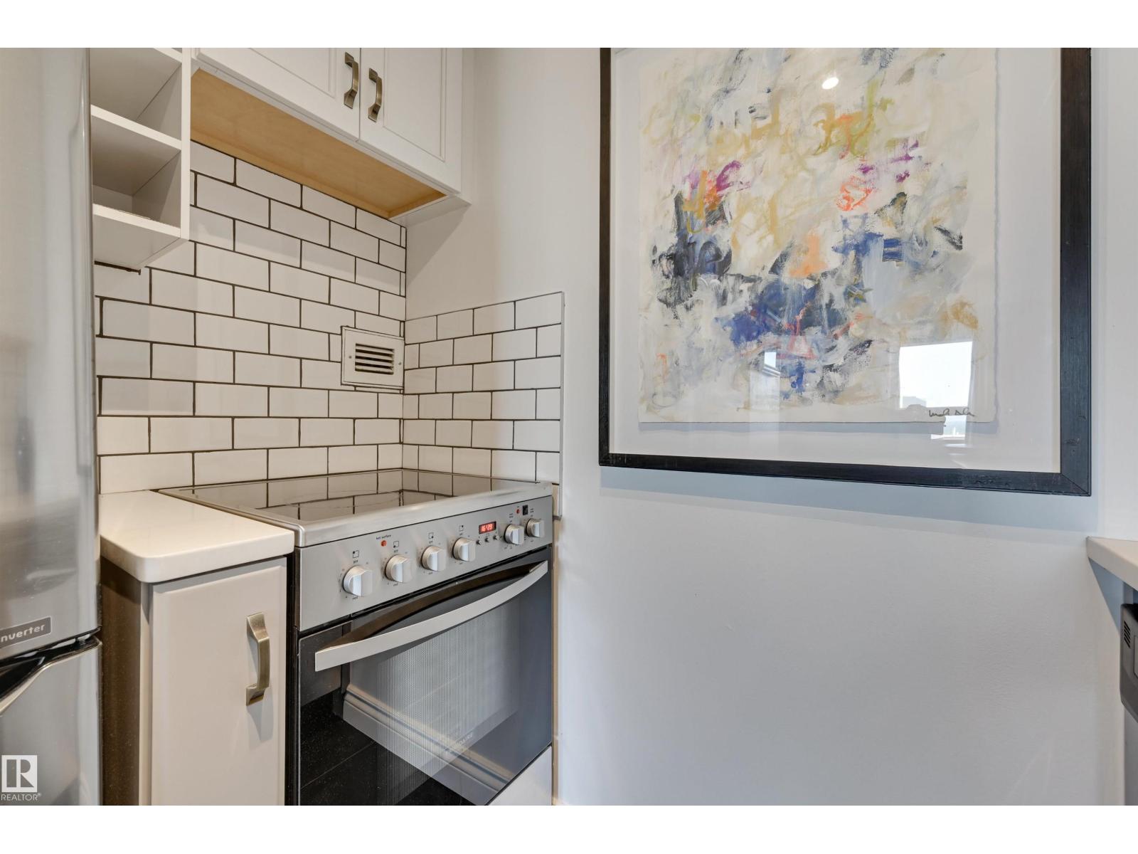 #1505 10140 120 ST NW - 16