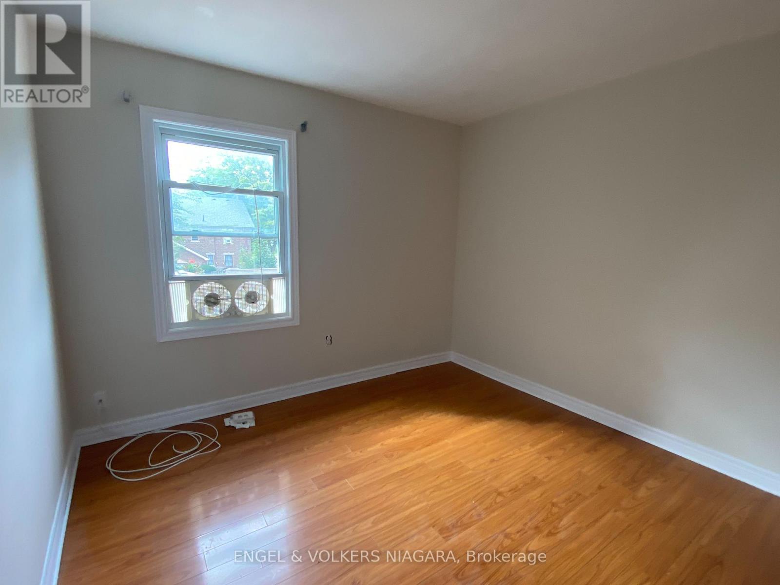 2 - 5006 WILLMOTT STREET, Niagara Falls (Cherrywood)