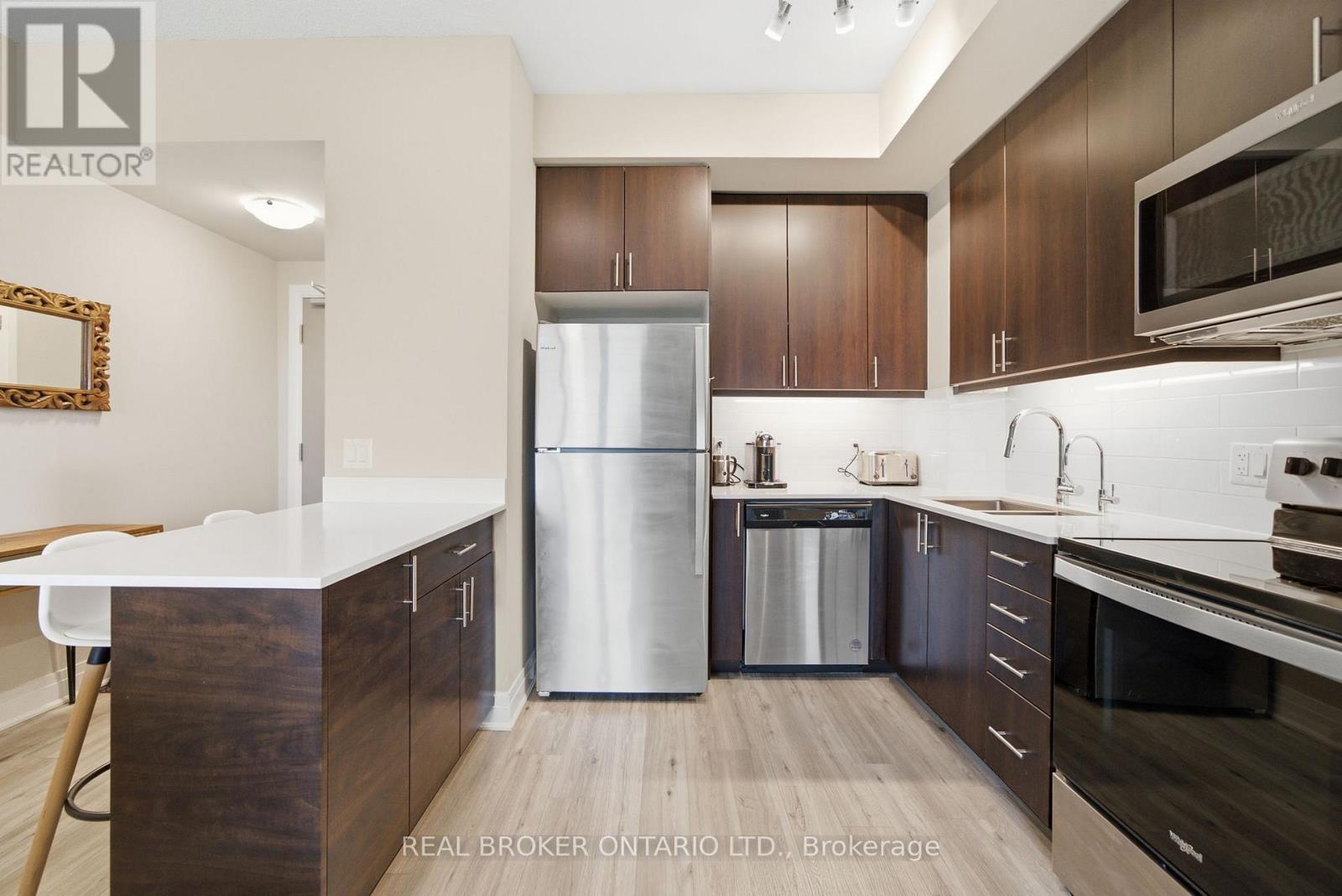 701- 3220 Sheppard Avenue, Toronto, ON photo 6