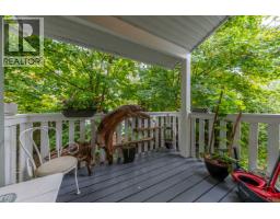 2 8745 Government Street, Burnaby, BC V3N4G9 Photo 10