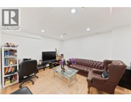 2 8745 Government Street, Burnaby, BC V3N4G9 Photo 25