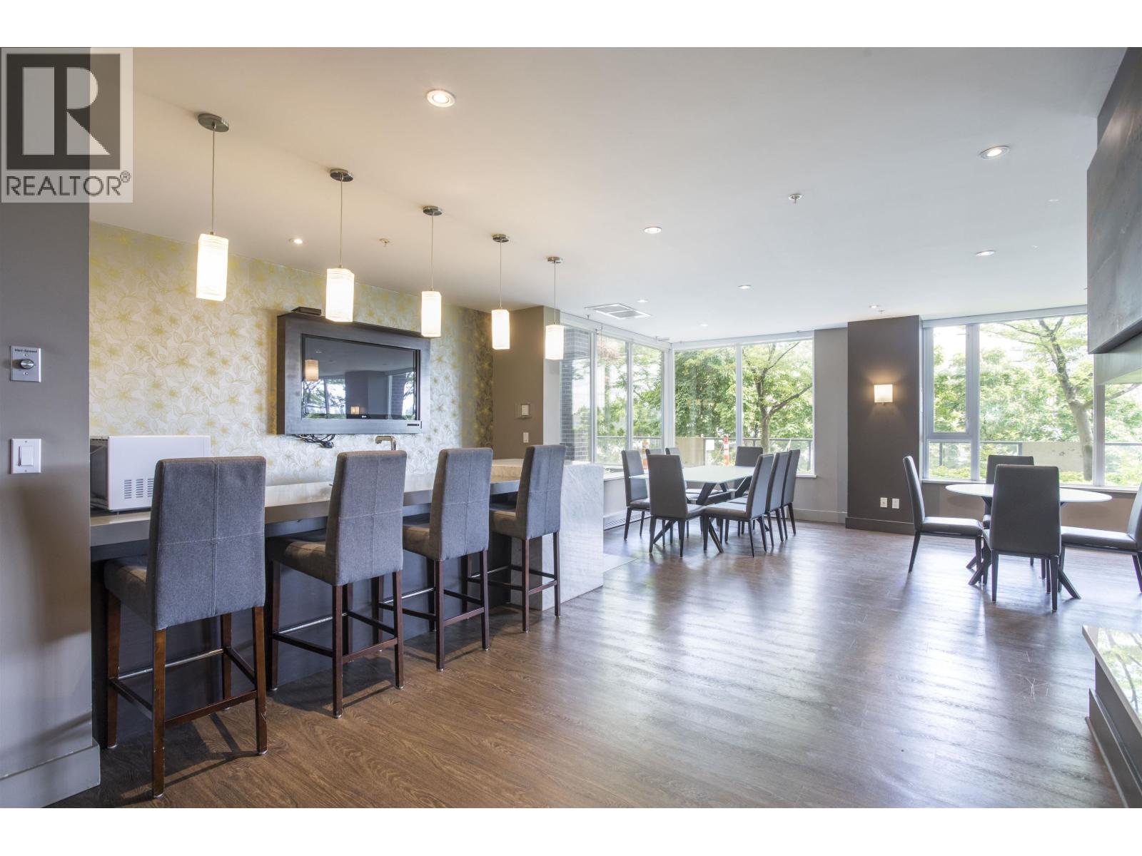Photo of 507 2133 DOUGLAS ROAD 28
