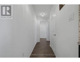 Laundry room - Ph211 - 7250 Yonge Street, Vaughan, ON L4J7X1 Photo 6