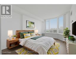 Ph211 - 7250 Yonge Street, Vaughan, ON L4J7X1 Photo 8