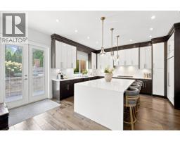 3840 Prospect Road, North Vancouver, BC V7N3L4 Photo 7