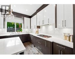 3840 Prospect Road, North Vancouver, BC V7N3L4 Photo 9