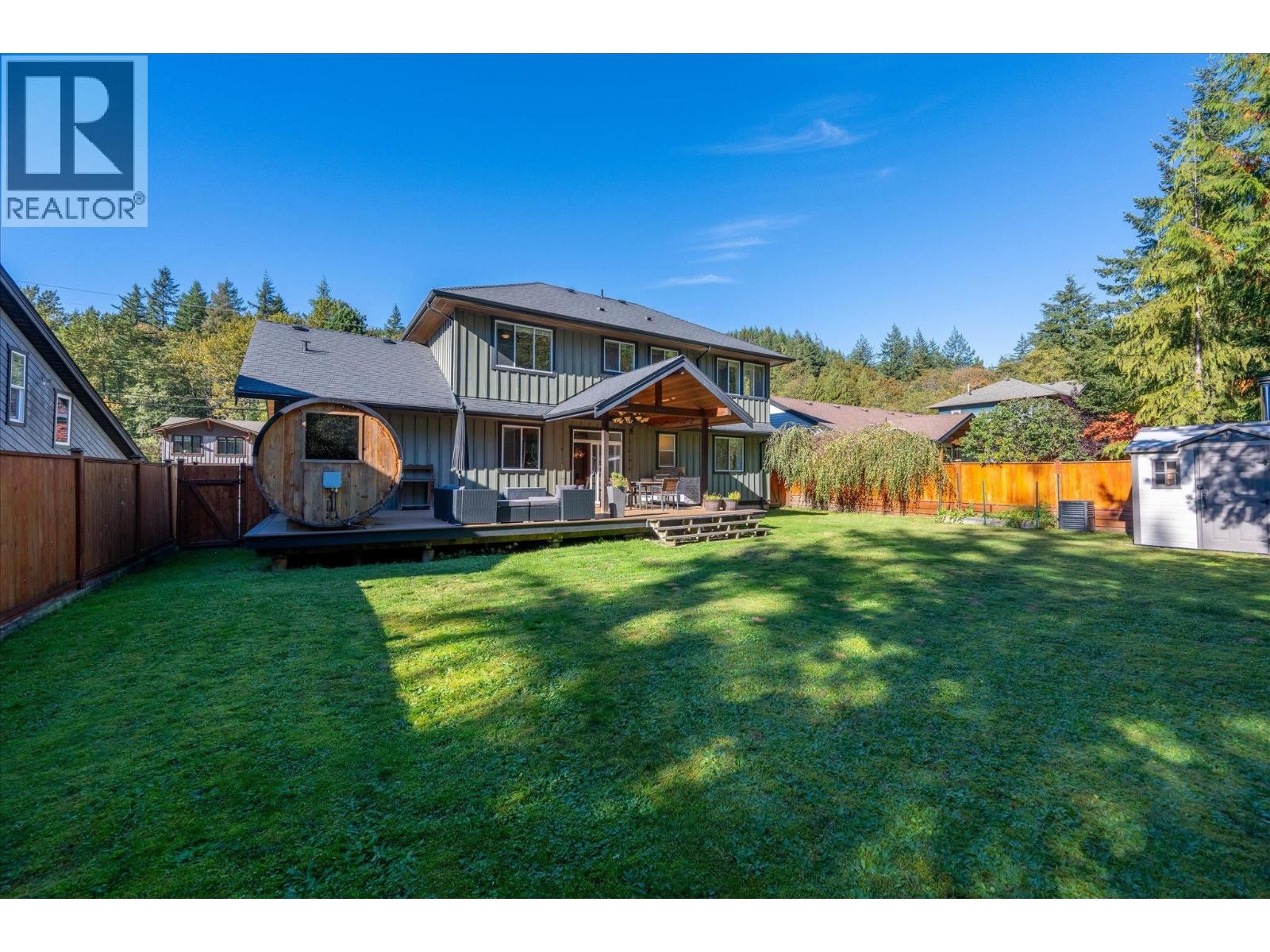 38590 WESTWAY AVENUE, Squamish