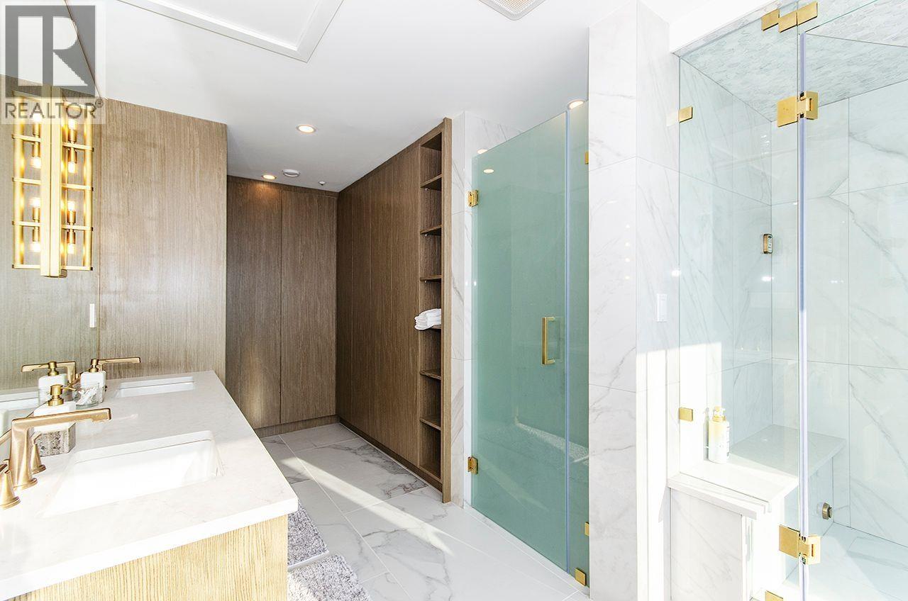 13 OCEAN POINT DRIVE, Vancouver - Image 1