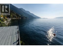 13 Ocean Point Drive, Vancouver, BC V7W3G7 Photo 12