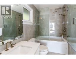 13 Ocean Point Drive, Vancouver, BC V7W3G7 Photo 19