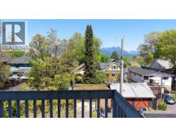 1951 Napier Street, Vancouver, BC V5L2N6 Photo 12