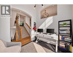 9045 Wentworth Avenue Sw, Calgary, AB T3H0A9 Photo 14