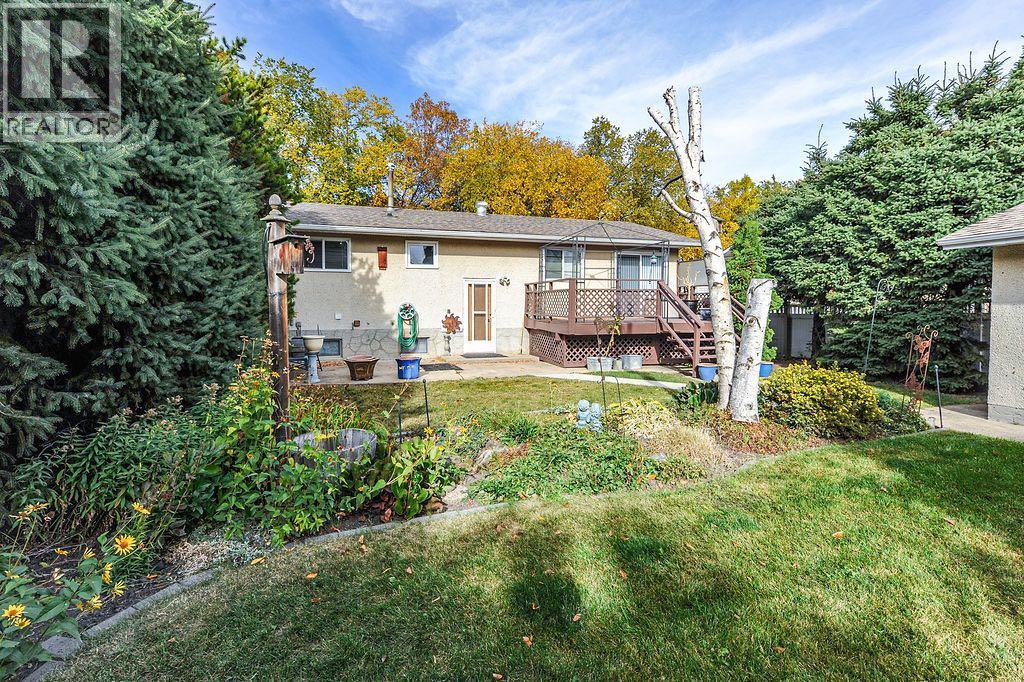 5907 43 Avenue - 35