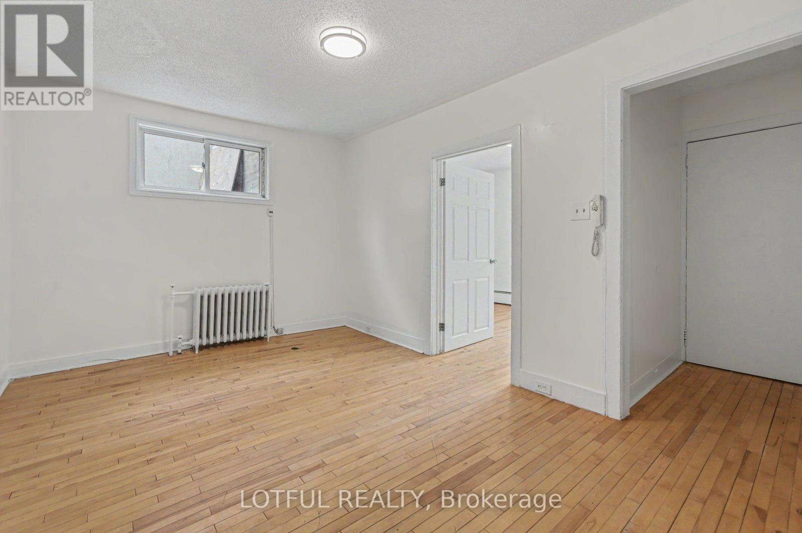 118 MARIER AVENUE - 8