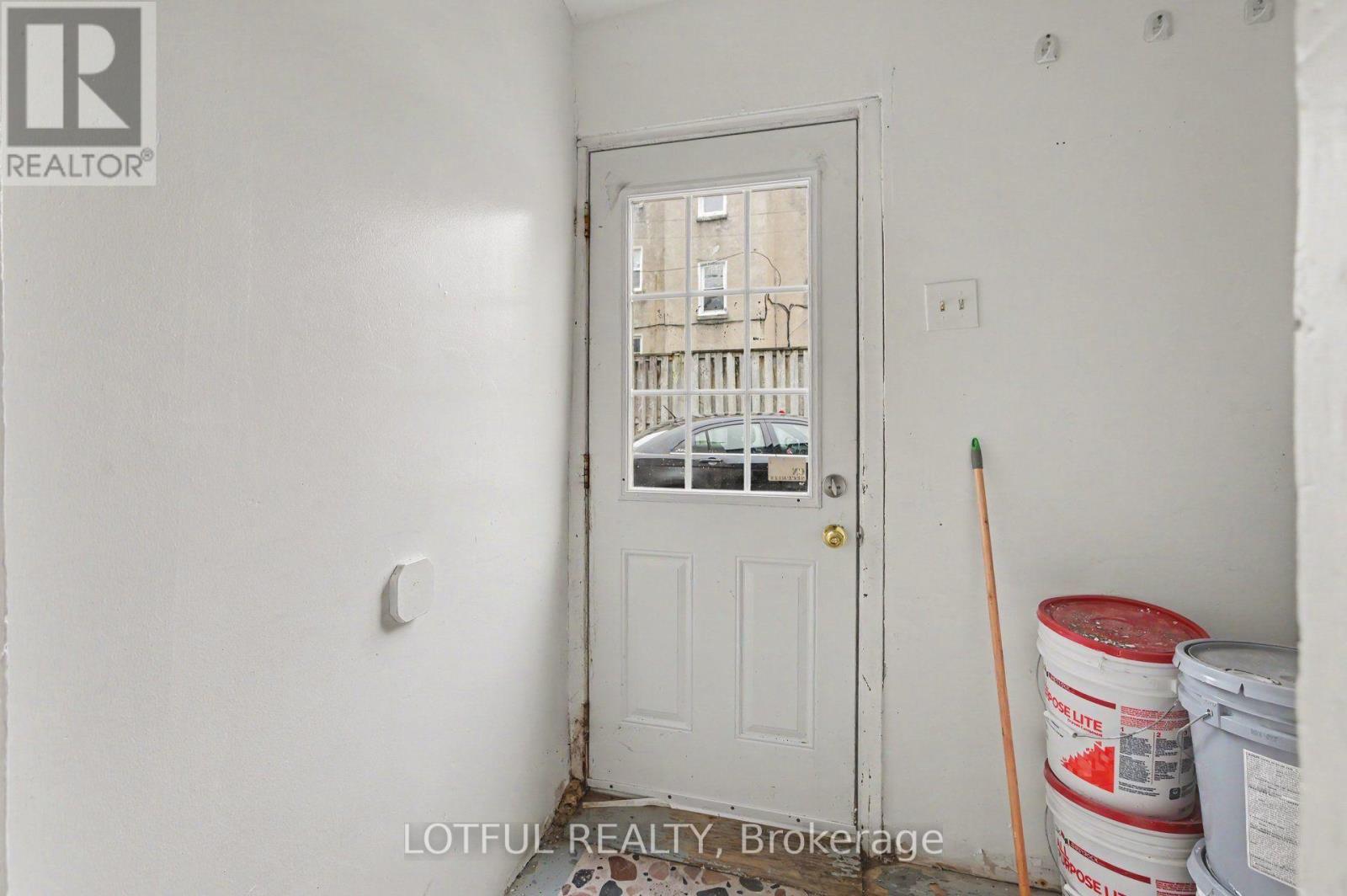 118 MARIER AVENUE - 3