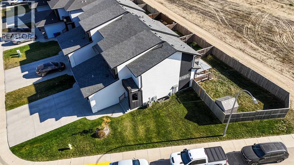 Listing photo – 35 Palmer Circle, Blackfalds