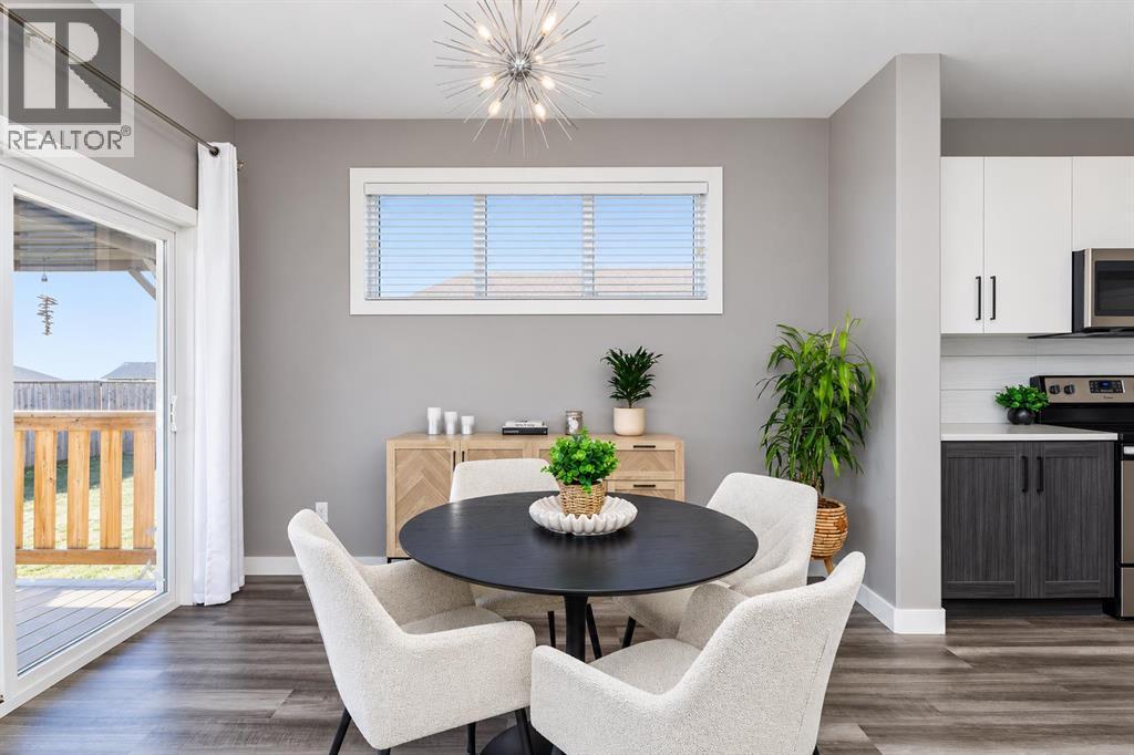 Listing photo – 35 Palmer Circle, Blackfalds