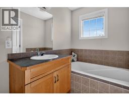 78 Eversyde Park Sw, Calgary, AB T2Y5G8 Photo 31