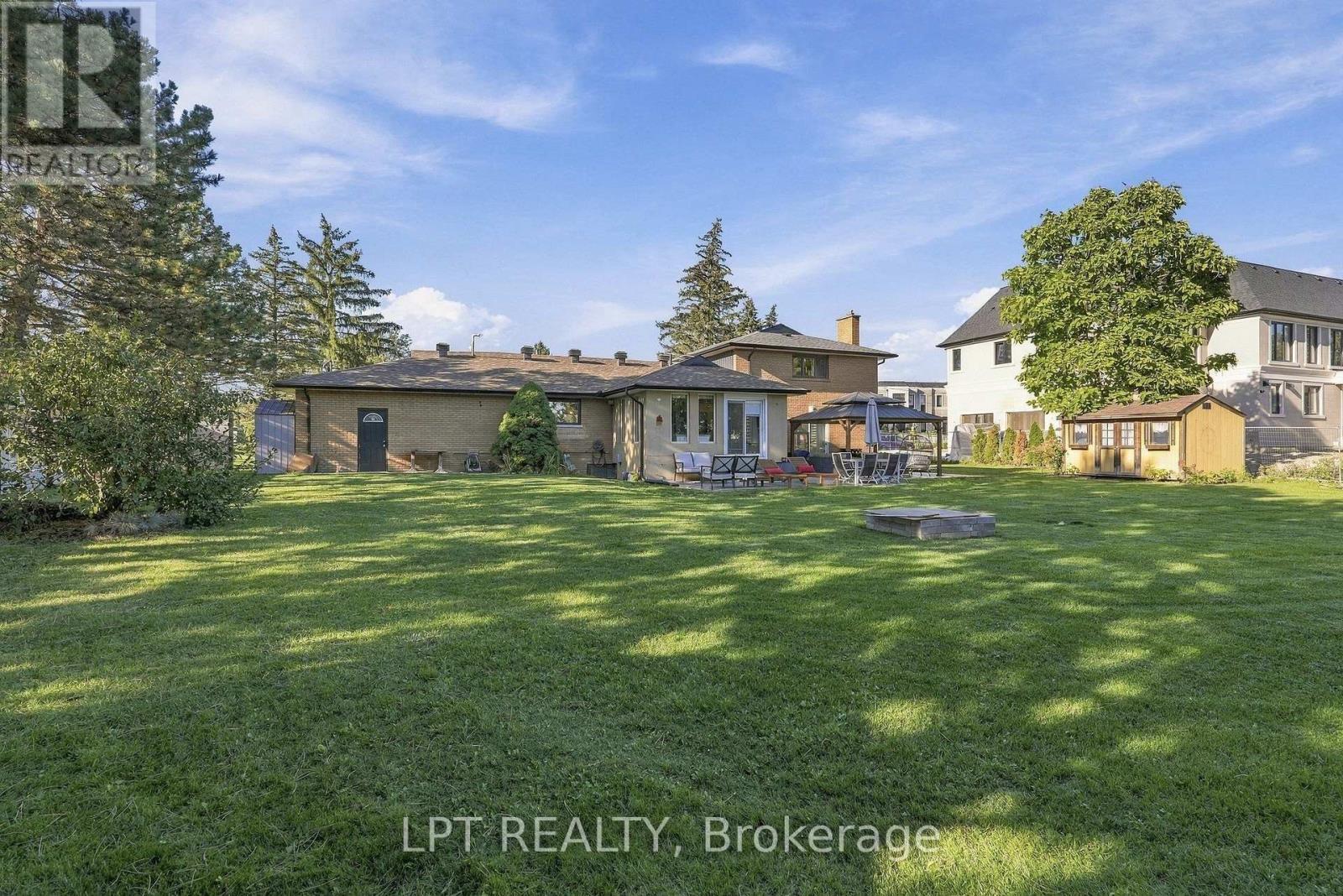9 NOBLEWOOD DRIVE - 25