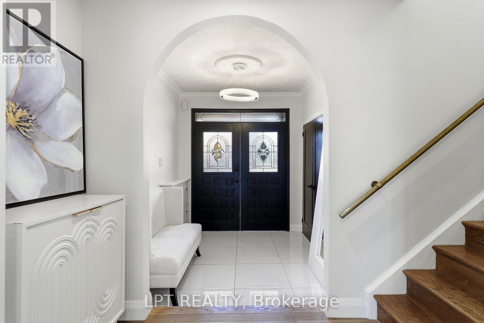 9 NOBLEWOOD DRIVE - 4