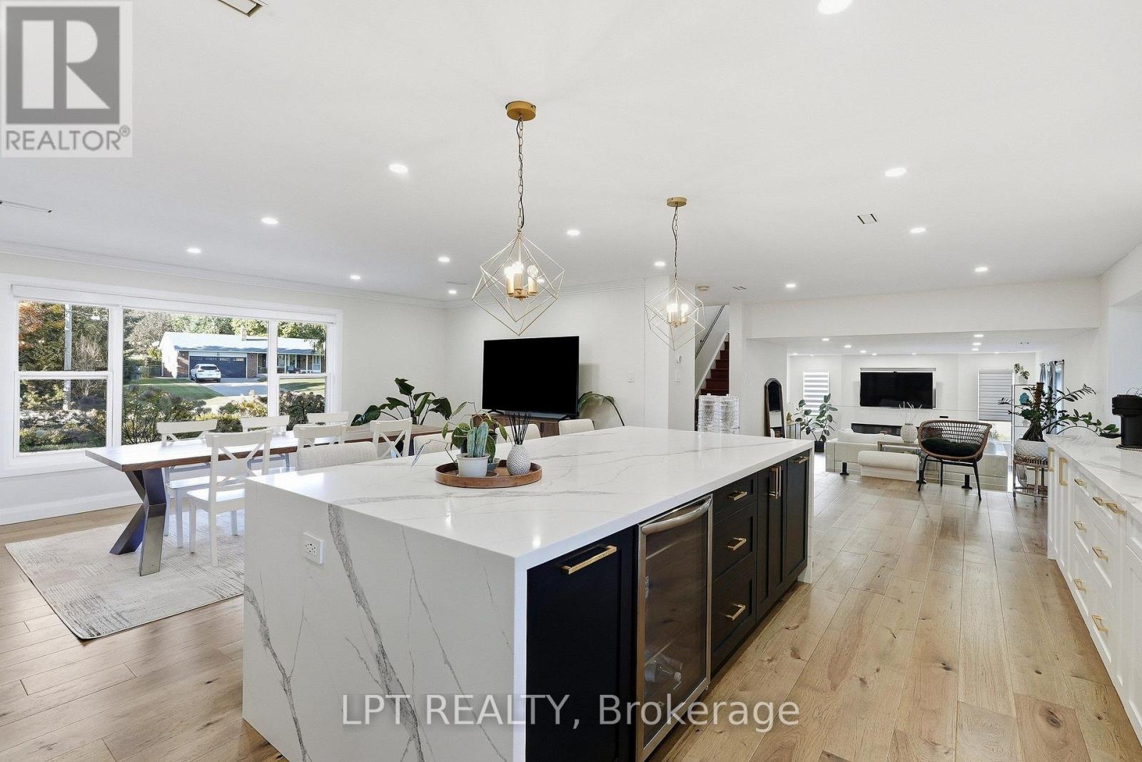 9 NOBLEWOOD DRIVE - 8