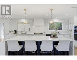 Kitchen - 9 Noblewood Drive, King, ON L0G1N0 Photo 7