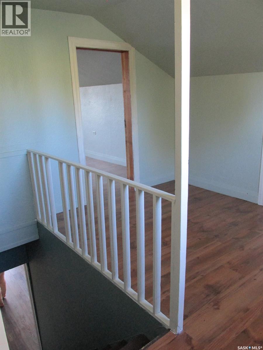221 1st STREET E, Nipawin — photo 11
