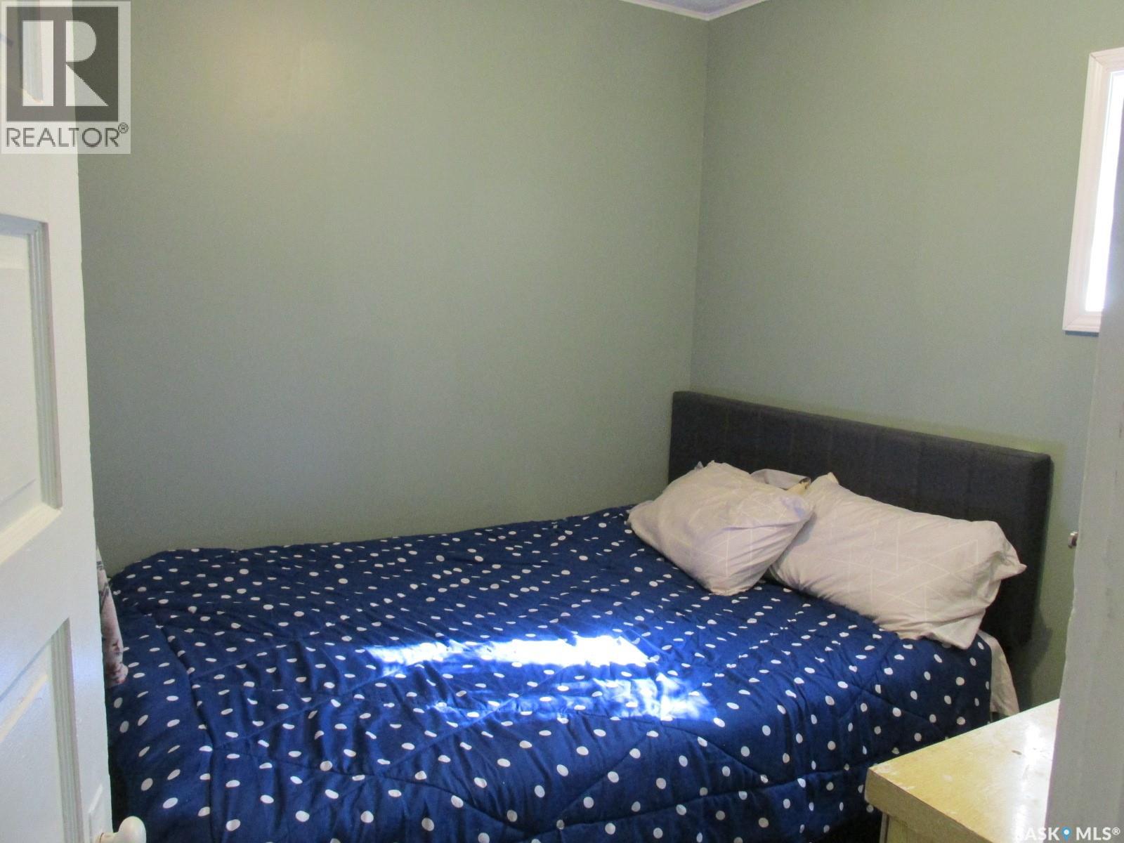 221 1st STREET E, Nipawin — photo 7