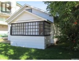 221 1st Street E, Nipawin, SK S0E1E0 Photo 22