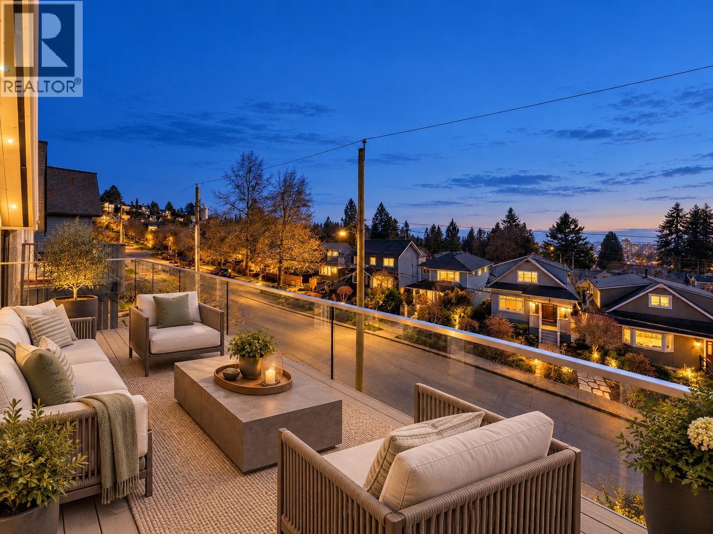 238 E 28TH STREET, North Vancouver - Image 1