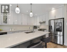Primary Bedroom - 2 4487 Wilkinson Rd, Saanich, BC V8Z5C2 Photo 6