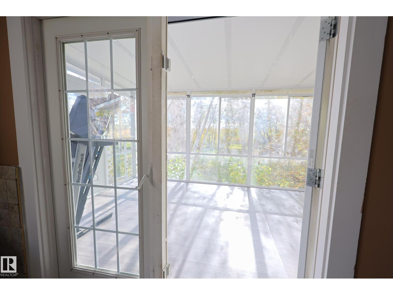 3327 STE. ANNE TR - 25