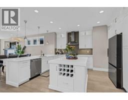 2830 42 Street SW - photo 5