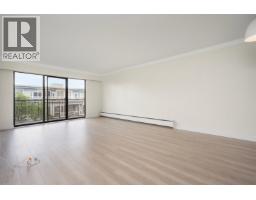 204 127 E 4th Street, North Vancouver, BC V7L1H7 Photo 10