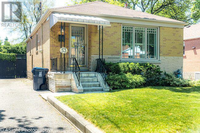 53 SAVONA DRIVE - 1