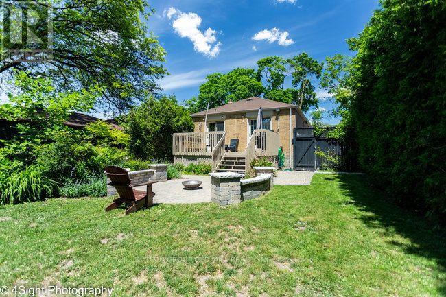53 Savona Drive, Toronto, ON photo 8