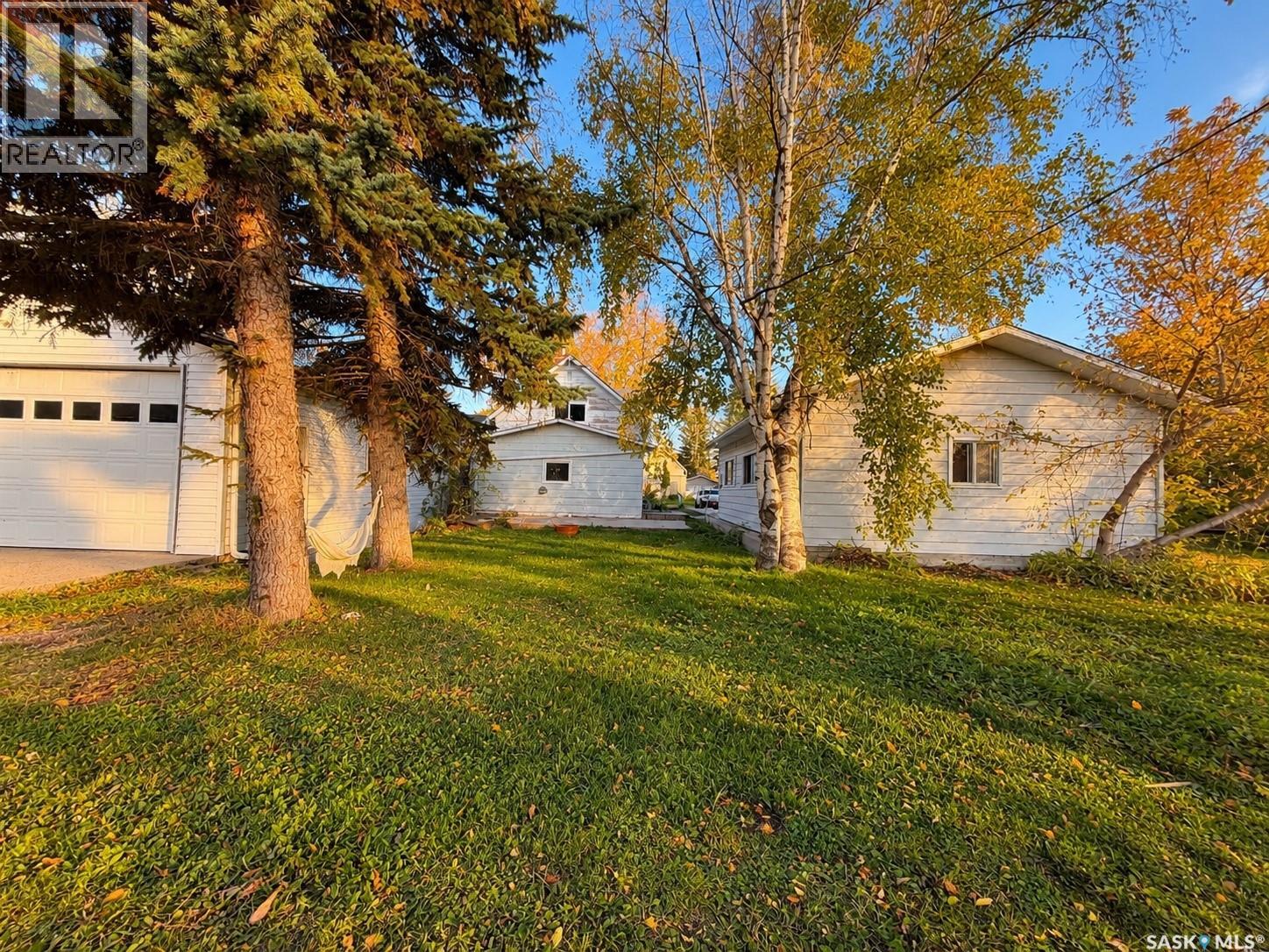 811 McNaughton STREET - 30