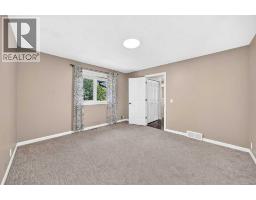 25, 448 Strathcona Drive SW - photo 19