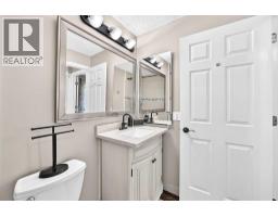 25, 448 Strathcona Drive SW - photo 22