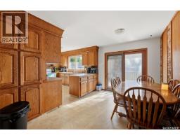 Kitchen - 111 Elmview Road, Regina, SK S4R0B5 Photo 8