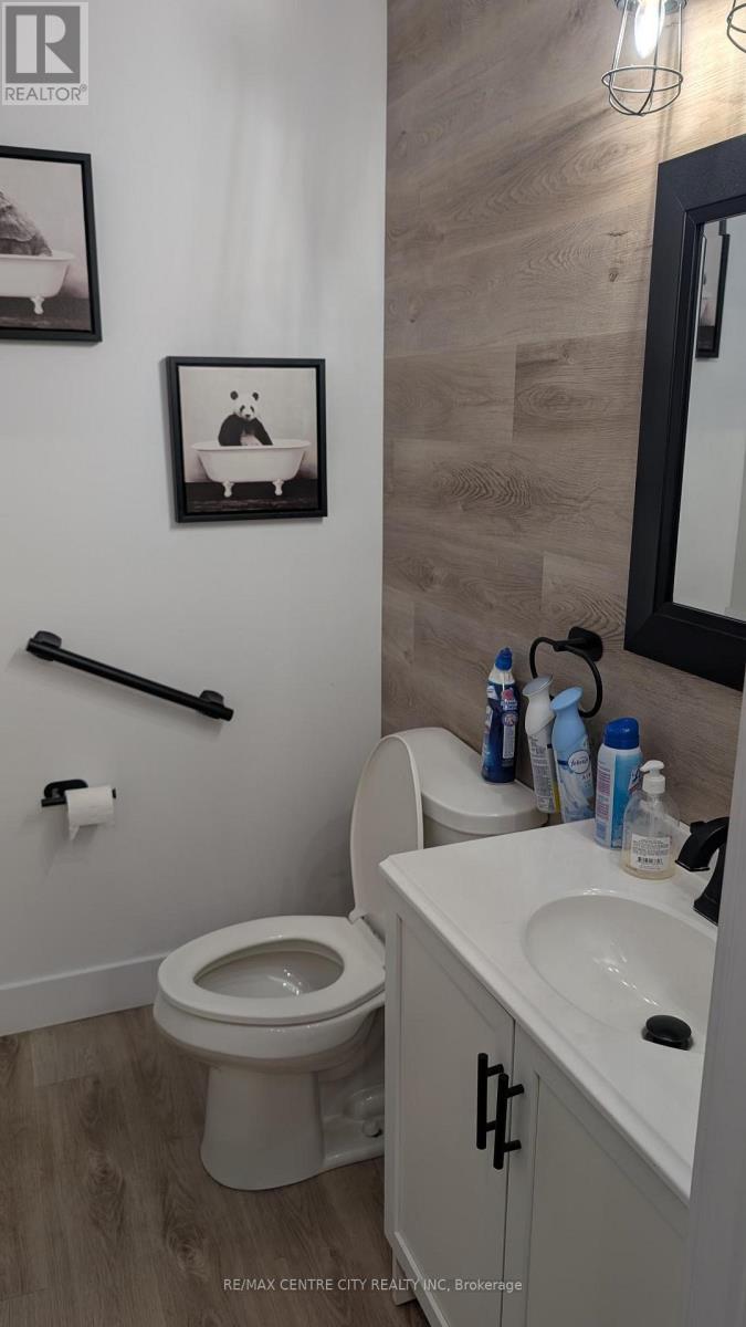 3536 WHITE OAK ROAD, London South (South W) — photo 8