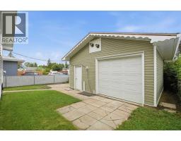 3433 33A Avenue SE - photo 3