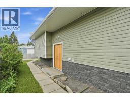 3433 33A Avenue SE - photo 31