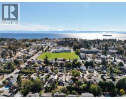 Pantry - 1 642 Lampson St, Esquimalt, BC V9A6A3 Photo 12