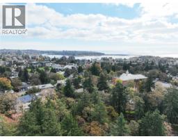 1 642 Lampson St, Esquimalt, BC V9A6A3 Photo 32