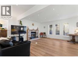 Bedroom - 127 Edgewood Drive Nw, Calgary, AB T3A2T3 Photo 13