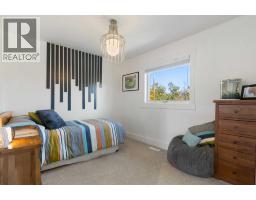 127 Edgewood Drive Nw, Calgary, AB T3A2T3 Photo 27