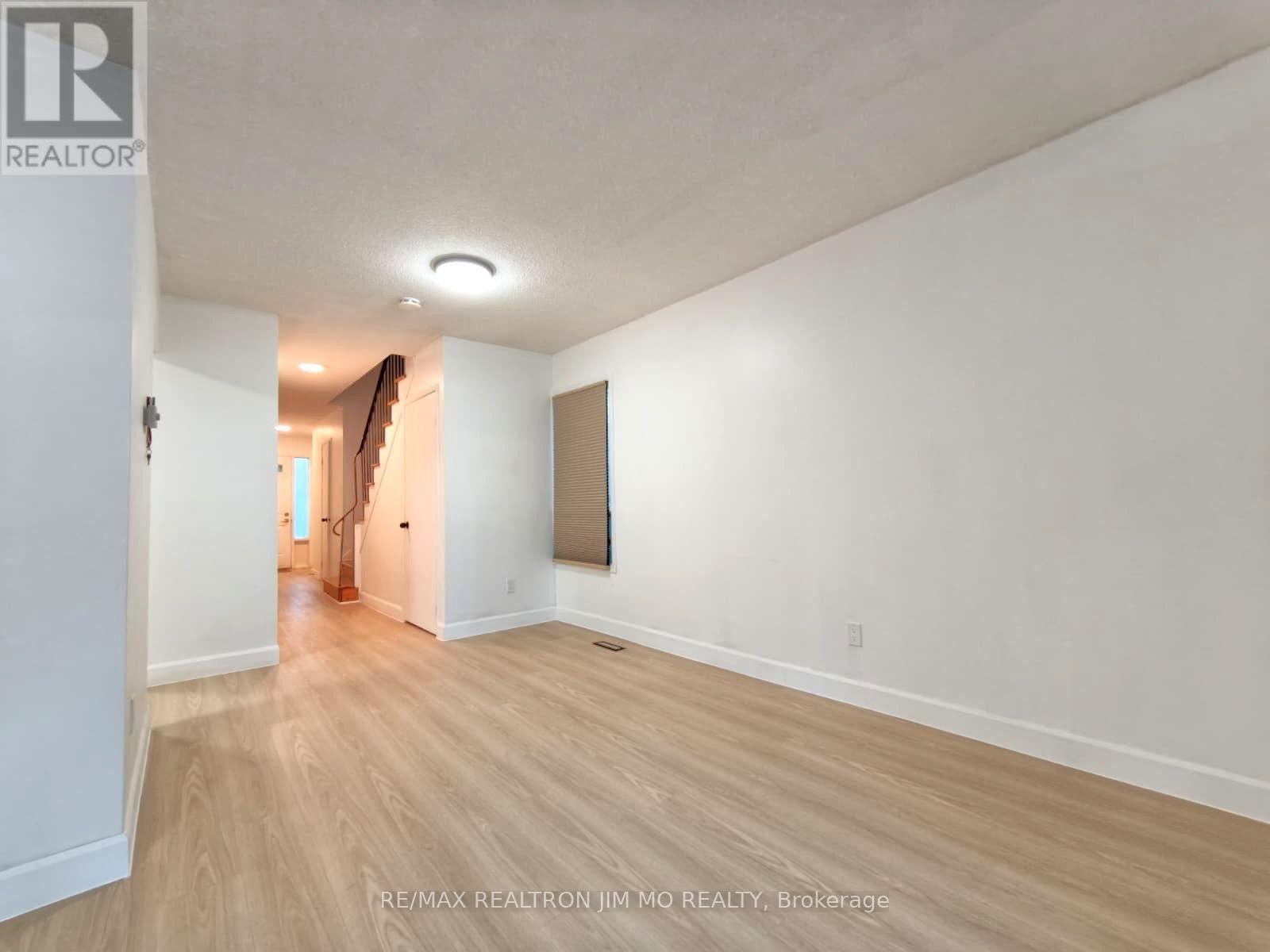 3 Prosperity Pt Way — photo 8
