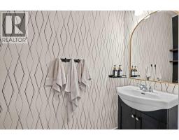 4pc Bathroom - 21 Hanson Lane Ne, Langdon, AB T0J1X1 Photo 6